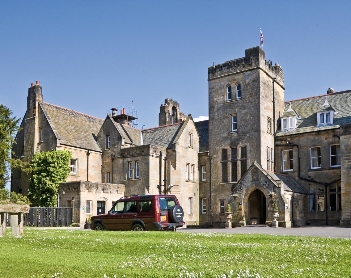 Grinkle Park Hotel Loftus Exterior photo